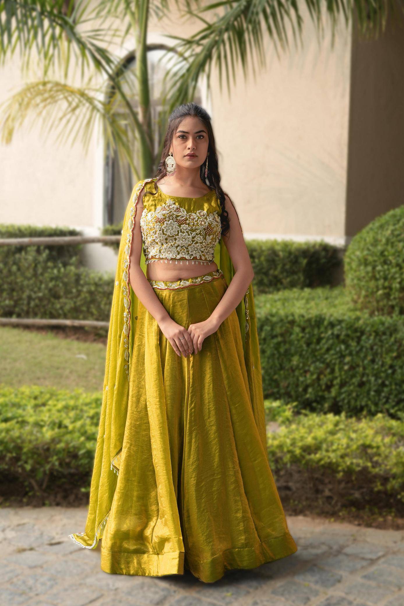 GRTN 8124 ANTIQGLD Fendy Bridal lehenga shops in Kolkata